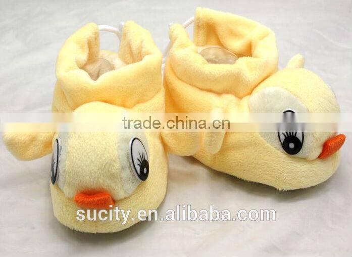 wool feel fabric newborn baby moccasin shoe pattern in animal shape
