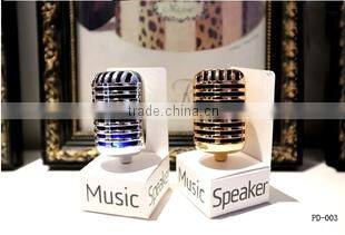 Microphone Style Portable Mini 3.5mm Speaker Loudspeaker Amplifier for iPhone / Samsung / HTC / Nokia - Silver+gold