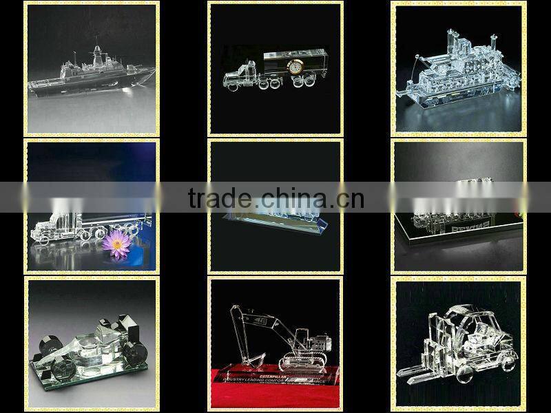 Handicraft Antique Crystal Navvy Model For Business Annual Souvenirs