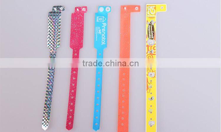 New design professional made hot sale pvc materil wristband