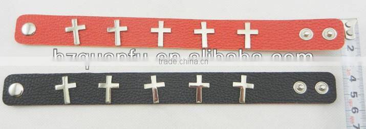 2014 hot style leather bracelet with cross