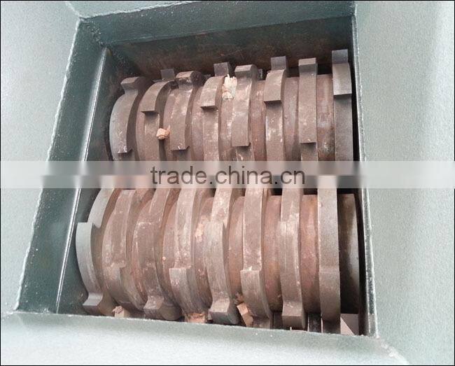 China Manufacturer 1-3T/H Output Machine To Make Sawdust With CE Approved