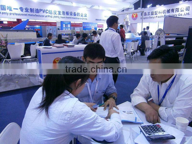 Plastic inline flat emitter drip irrigation tape machine with high efficiency