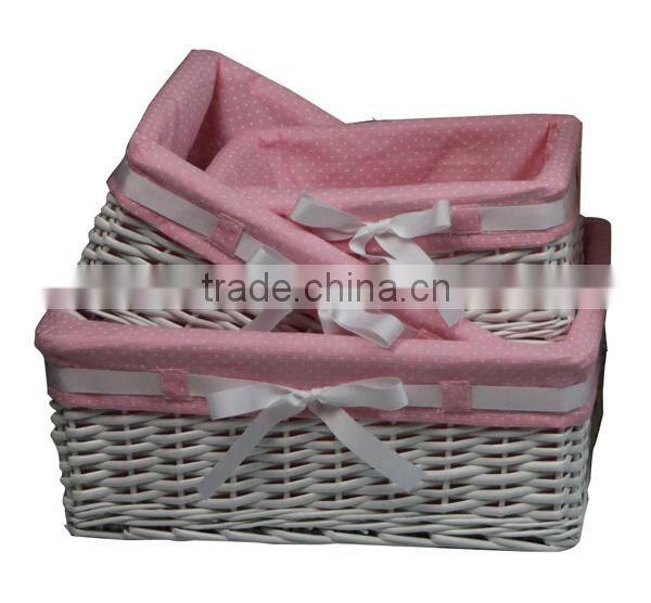 Stunning White wicker basket handicrafts