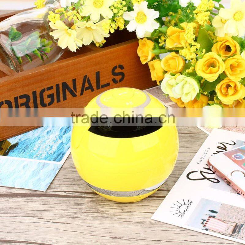 2017 New products mini portable bluetooth speakers with fm radio