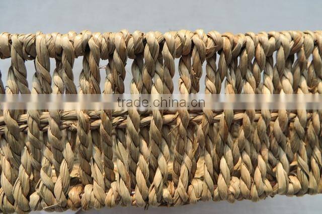 Cheap price handwoven straw bread basket