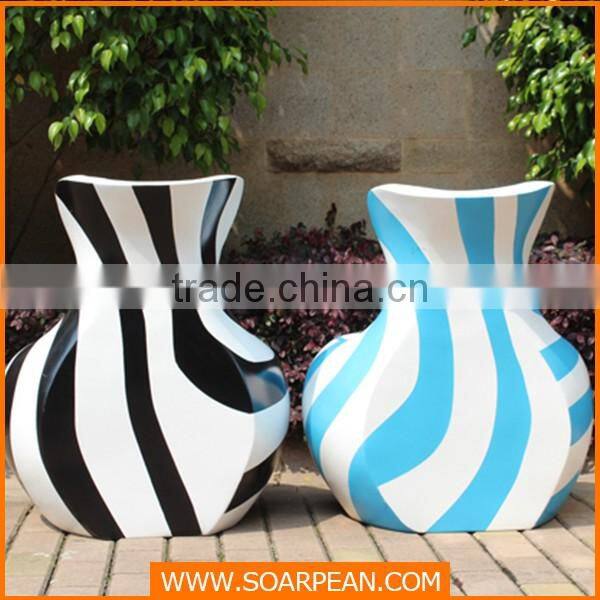 Furniture Showroom Club Chair Flower Shaped Chair