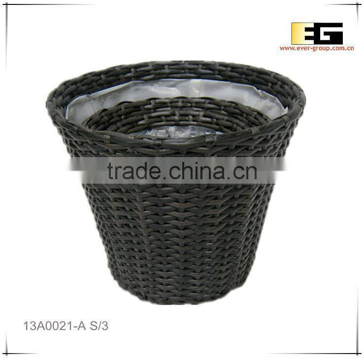 Outdoor plastic rattan with liner flower baskets