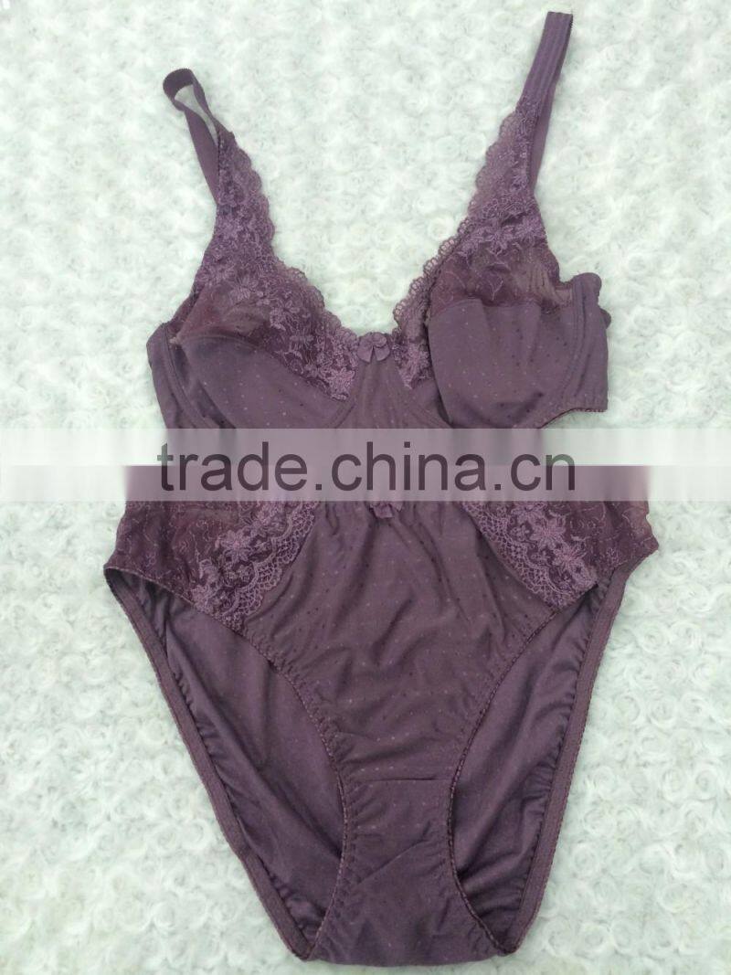 Embroidered no sponge soft cup plus size bra with panty set OEM Sanhui