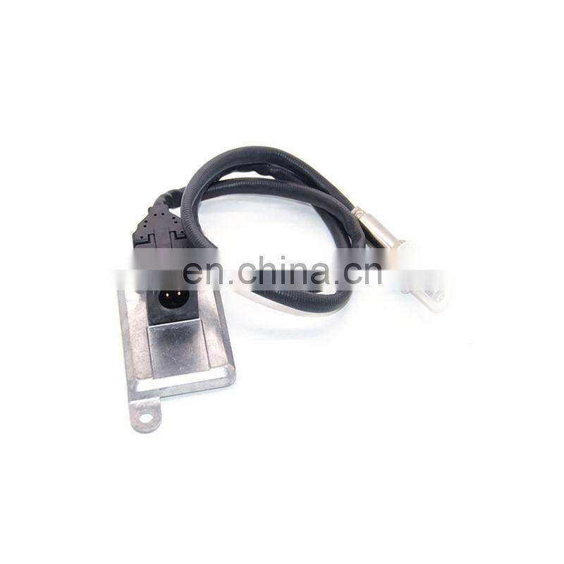 24V Circle Four Needles Nitrogen Oxide Sensor 5WK9 6612F 2296799 5WK96612F