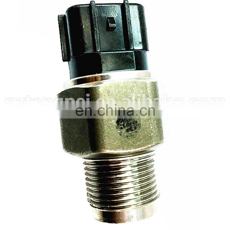 100% Tested Rail Pressure Sensor  894520050 4990006081  8945860010  4990006410 4990006240  for Toyota With Good  Price