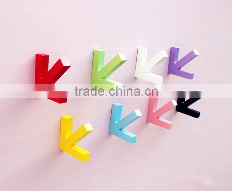 Creative Lovely Wood Hook Coat Hanger