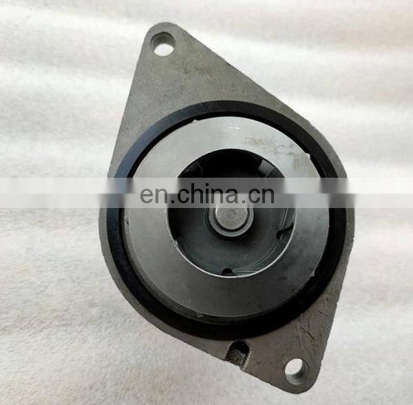 2852114 Diesel Engine Woter Pump 2852114 diesel engine truck parts