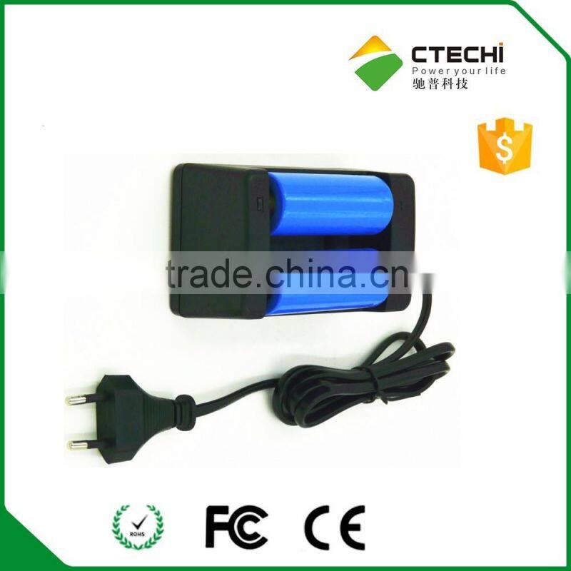 26650 battery dual charger two slot Smart And Fast 3.7v Li-ion Battery Charger