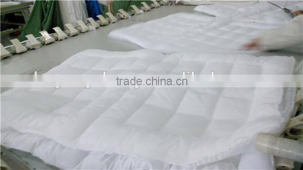 2015-The latest super soft velvet fabrics summer quilt close to the skin