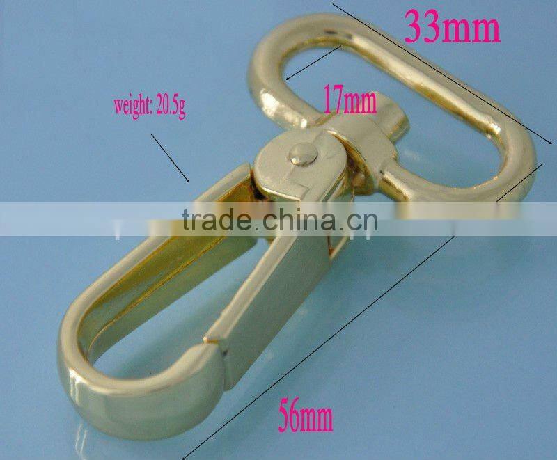 RORO119220 golden snap hook dog