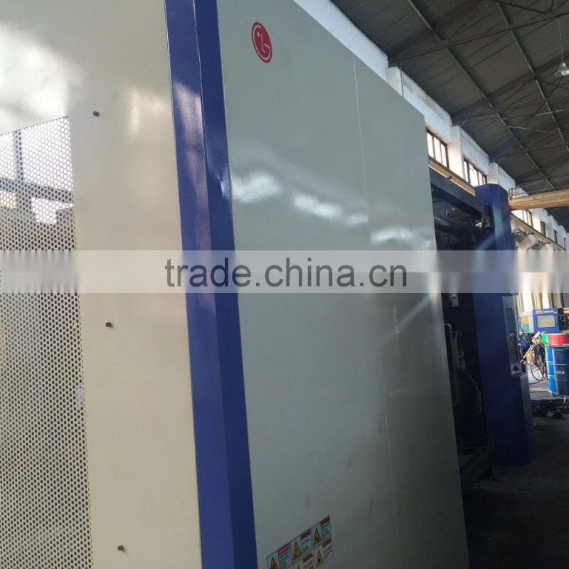 used korean LG injection molding machine 1050T