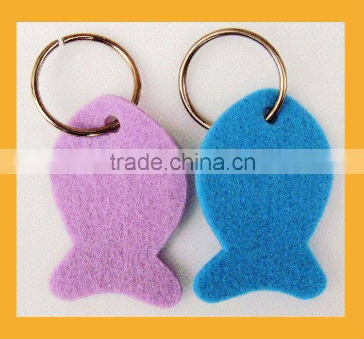 Promotional gift fish shape felt key holder with many colors in animal shape