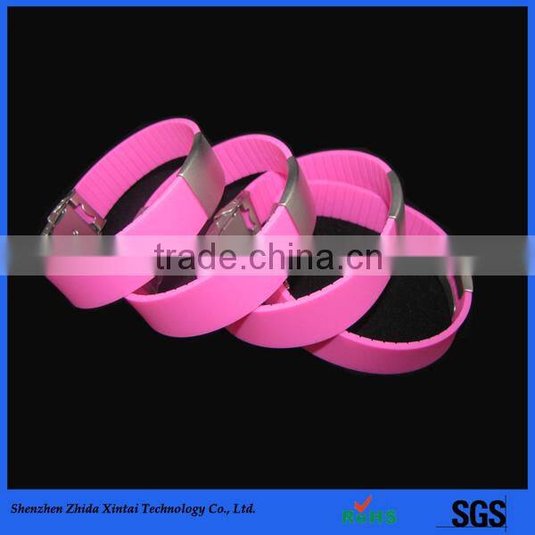wholesale silicone bracelet with engraved metal plates