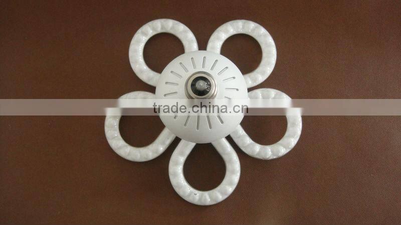 Best Price High power Flower energy saving light bulb