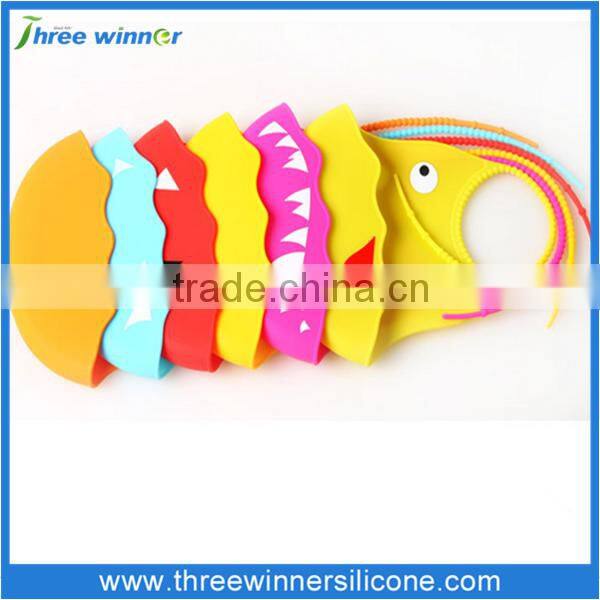 Bulk buy from china silicone baby bib baby products