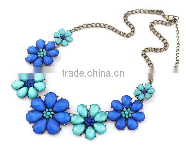 Fashion Flower Statement Necklace Jewelry