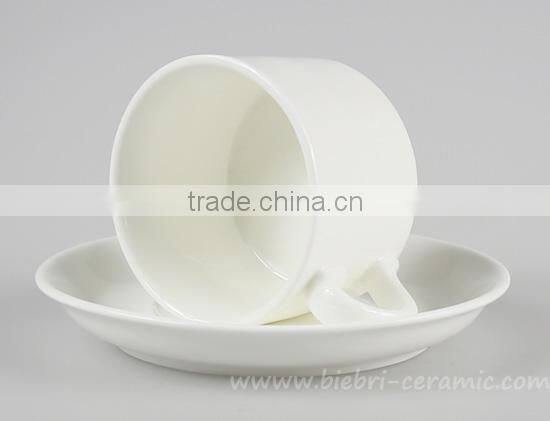 Wholesale Antique Modern Design Plain White Fine Porcelain Coffee And Tea Cups And Saucers Sets For Hotel And Restaurant