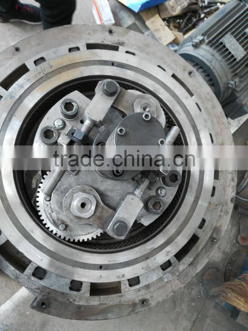 LIDA LD560 low consumption vertical ring die wood pellet mill machine