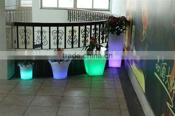 rechargeable LED plastic restaurant flowerpot