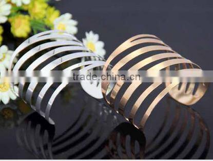 Wide hollow cuff bangle European big brand metal cuff bangle jewelry for her gifts 2016