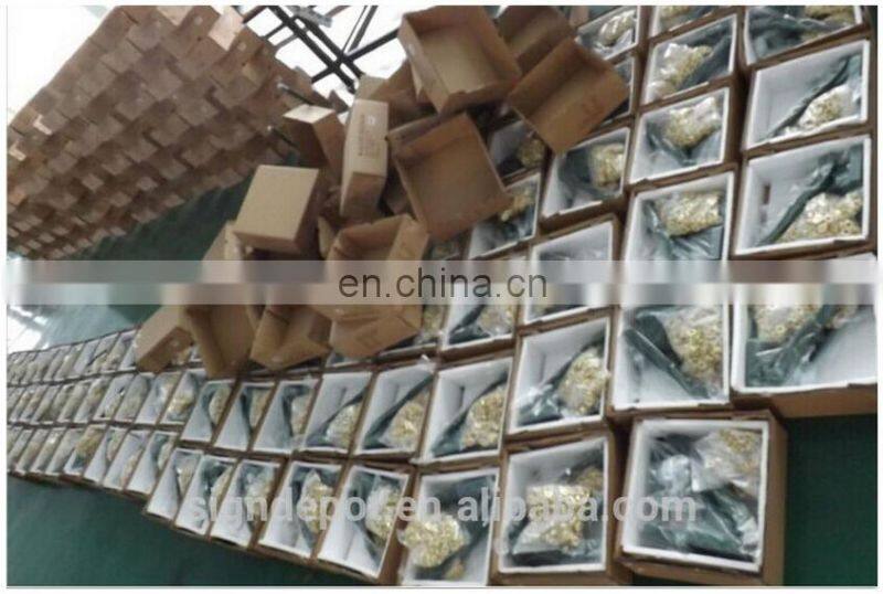 Grommet Machine: 1 grommet machine, 3 Dies (different size) & 900 Grommets Eyelet Hand Press Tool