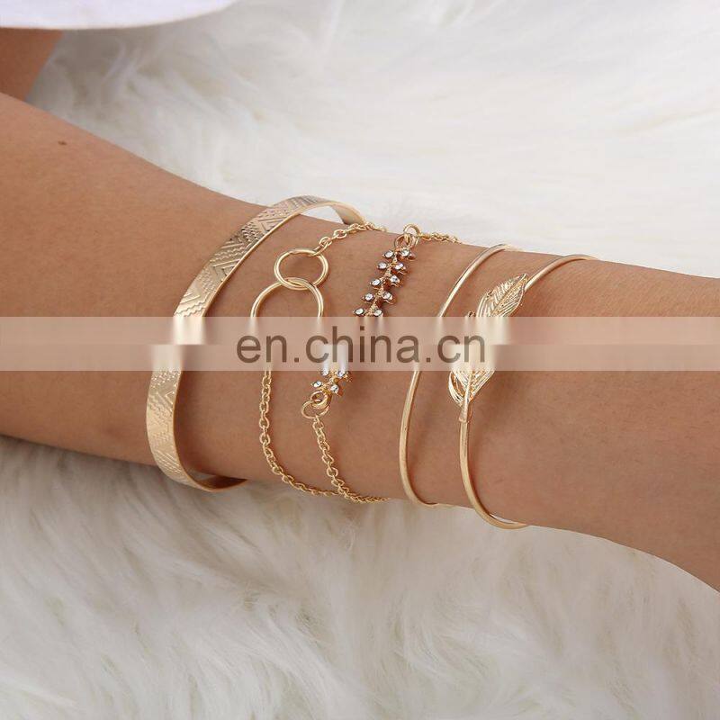 5Pcs/set Bohemian Gold color Moon Leaf Crystal Bracelet Set for Women Punk Boho Beach Bangle Jewelry Gift