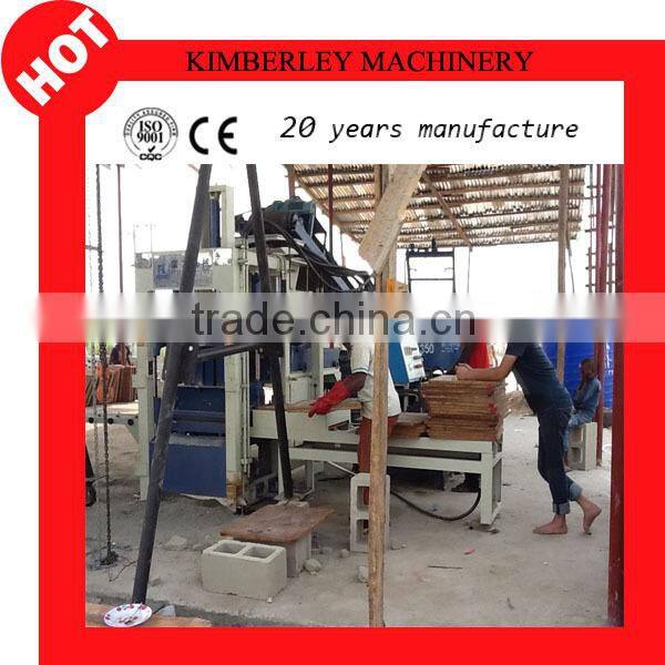 Semi-automatic concrete QT3-20 brick making machine for sale