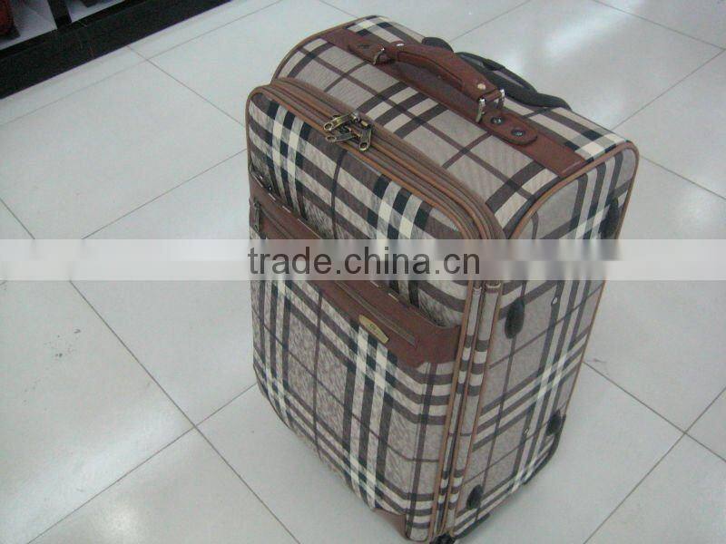 New Designer 4 Spinner Rolling Luggage Set