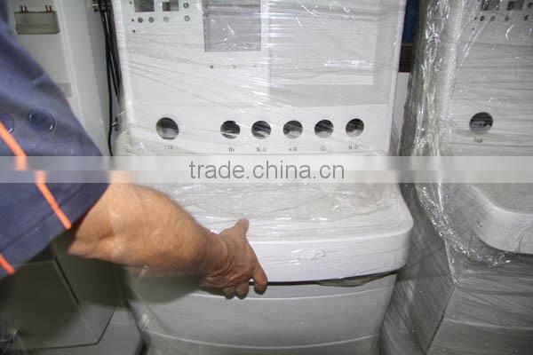 Adonis2000W--Anesthesia Machine