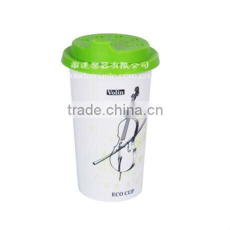 Ceramic Mug With Silicone Lid