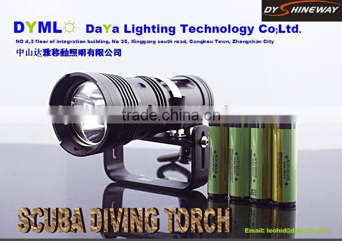 DY-D03 super bright led diving light,3*XML LEDS,30w,3500lm,piezoelectric switch,4*18650liion battery ,runtime 2 hours with full