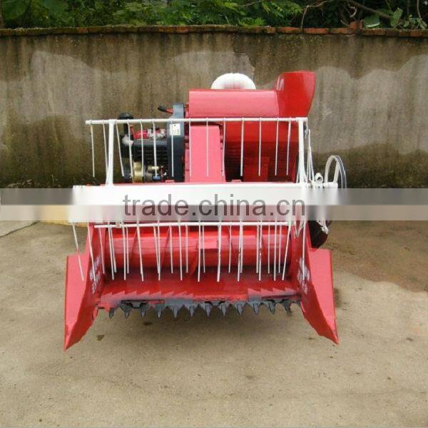 mini combine harvester