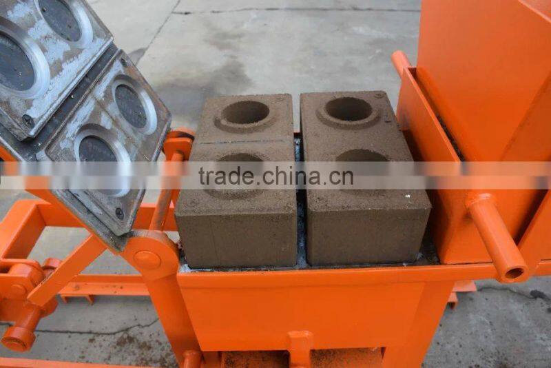 Manual interlocking brick making machine