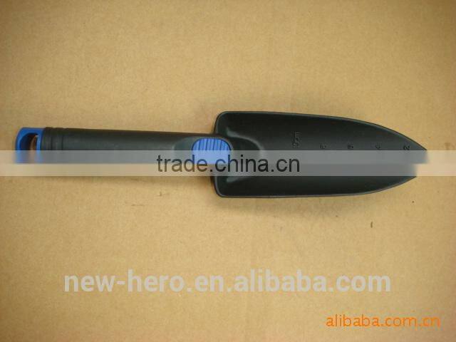 Plastic shovel spoon rake fork set