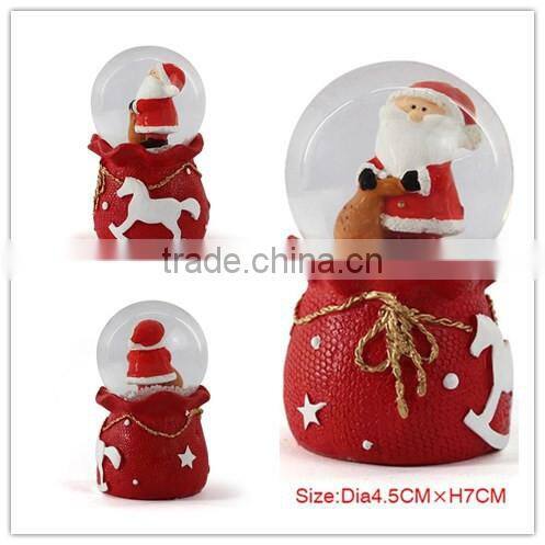 Resin snow globe souvenir snow globe with bag base