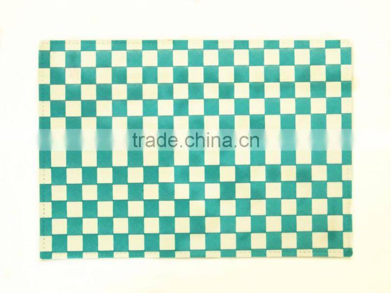 PP Plaid Placemats Washable Heat-resistant for Dining Table 45*30CM (Set of 12)