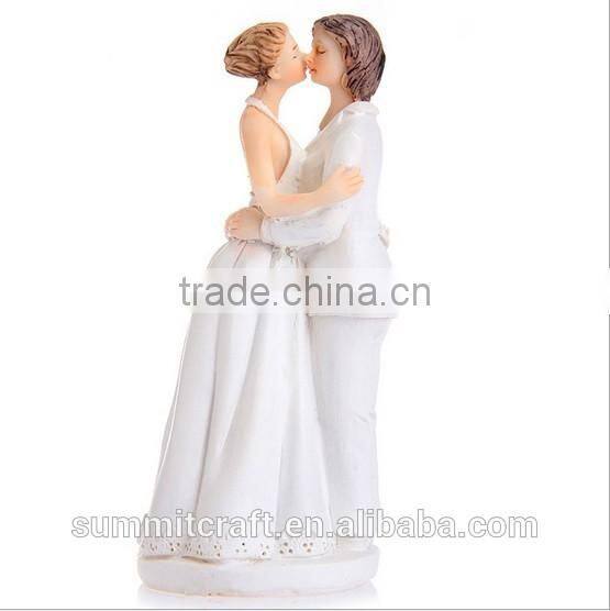 Resin love lesbian wedding couple figurine
