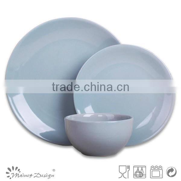 Party use stoneware dinner set in glossy color