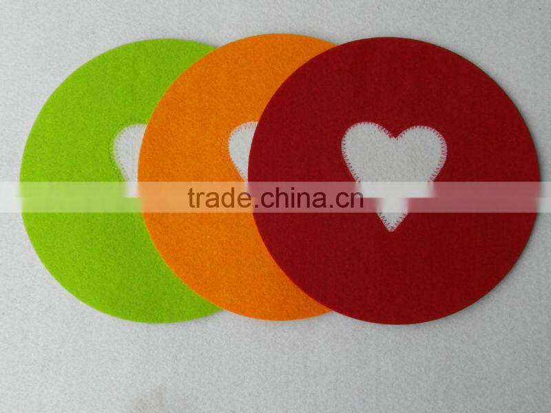 2016 non woven fabric dining table mats