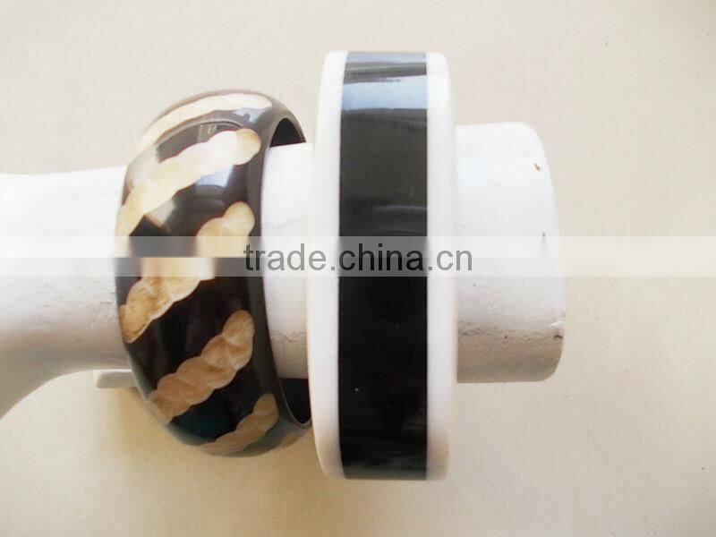 yellow plain Bracelet Bangle