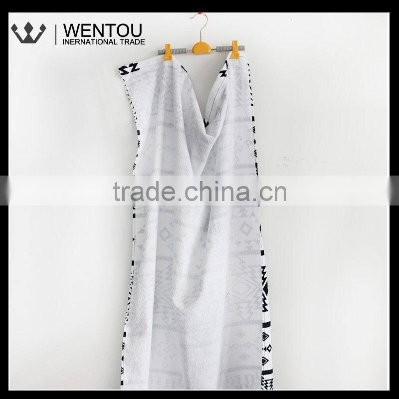 Unique Geometric Pattern Cotton Bath Towel