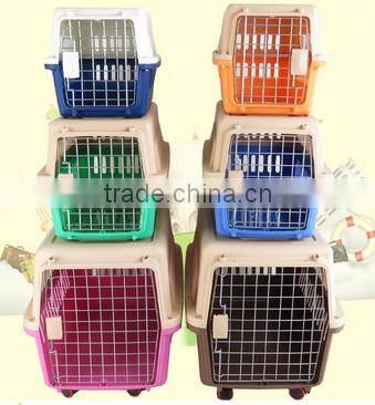 Plastic anti-skip pet transport case carrier with strong PP ABS