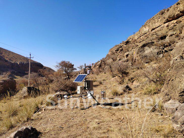 贺兰山自然保护区景区气象观测站3_副本.jpg