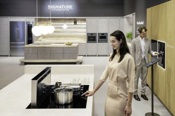 LG Electronics (LG) is participating in Milan Design Week 2024. LG’s exhibition booth at Salone del Mobile showcases the ultra-premium Signature Kitchen Suite built-in lineup, plus an array of advanced, aesthetically-pleasing products from the company’s wider kitchen appliance portfolio.